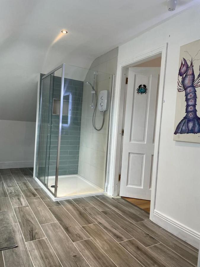 Captivating 1-Bed Apartment In Cloyne Корк Екстер'єр фото